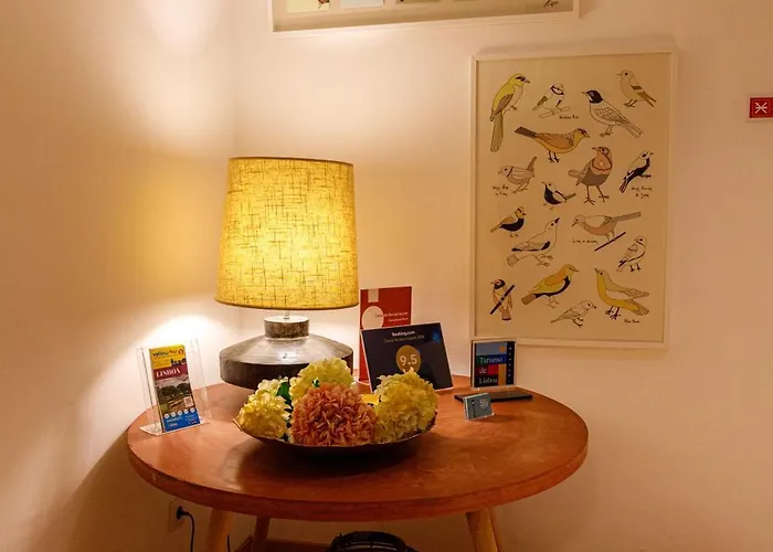 奥昆托埃斯奎尔多旅馆 *