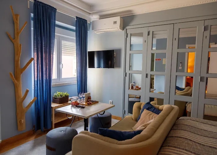 奥昆托埃斯奎尔多旅馆 * Lisboa